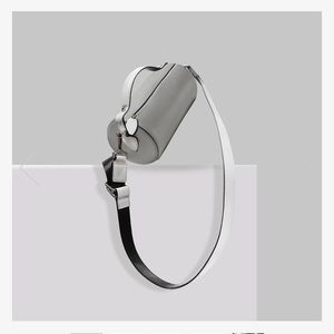 NWT - CROSSBODY HANDBAG